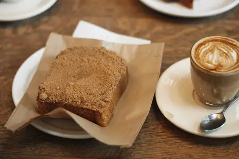 Denelas Bread And Cakes photo 3